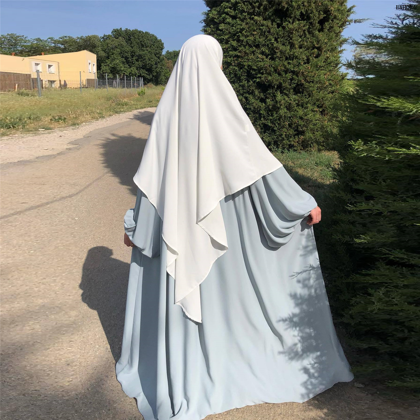 EH128 Robe And Headscarf