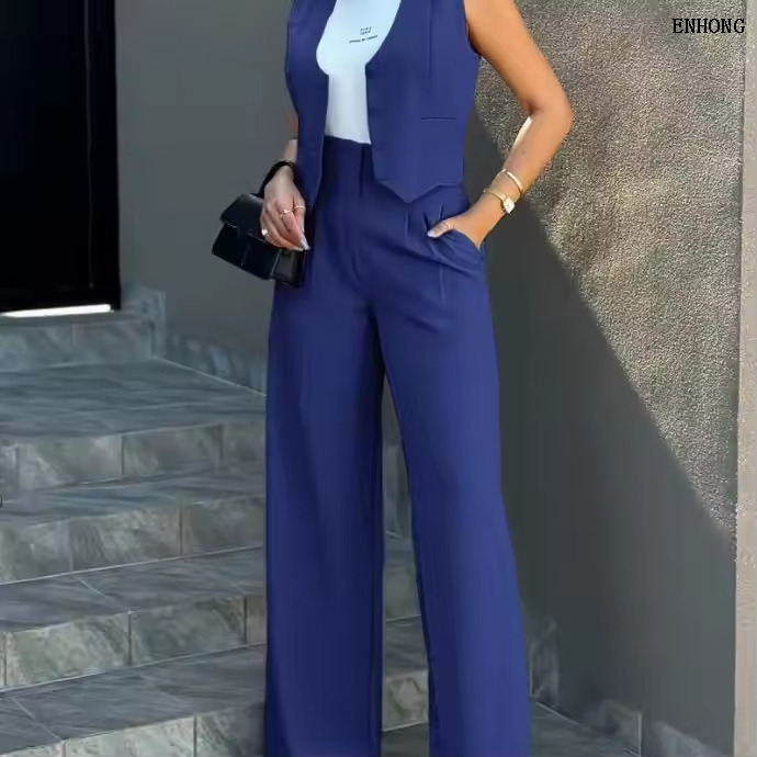 EH243 Woman Office Suit 
