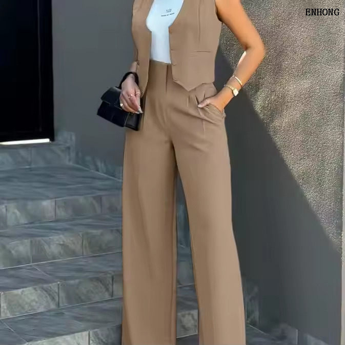 EH243 Woman Office Suit 
